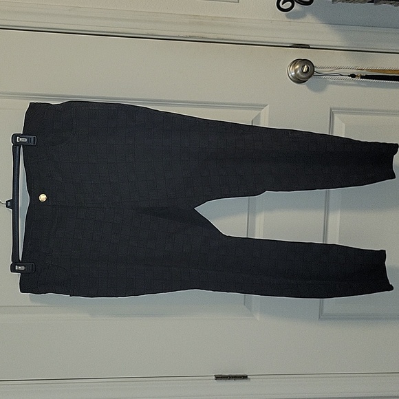 Evri pants (5) - Picture 1 of 4